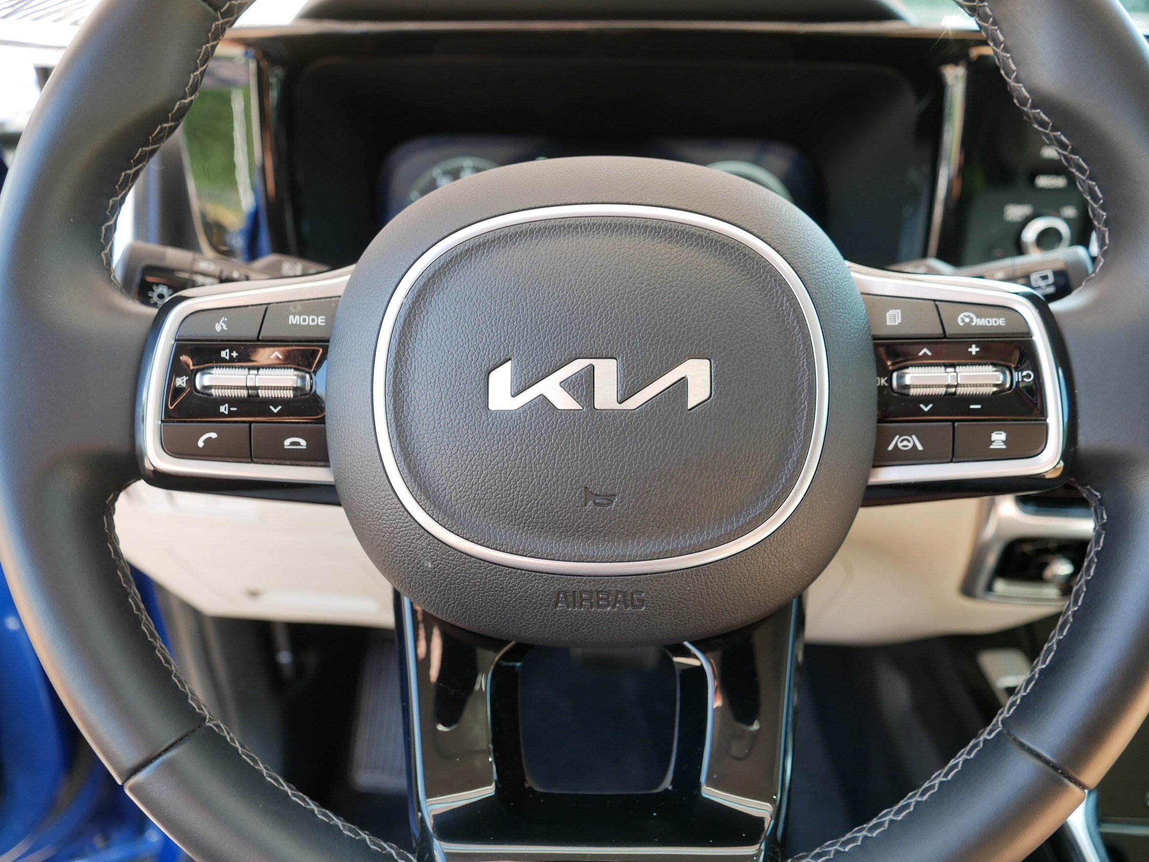 Certified Used 2023 Sapphire Blue Kia SX image 25