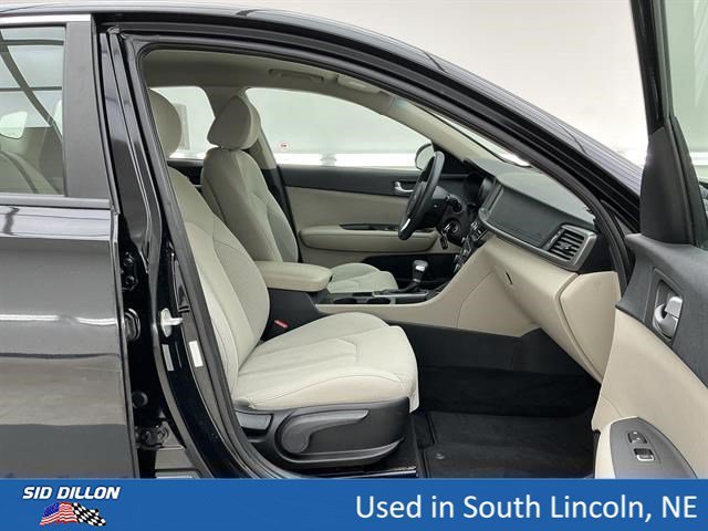 Used 2018 Ebony Black Kia LX image 24