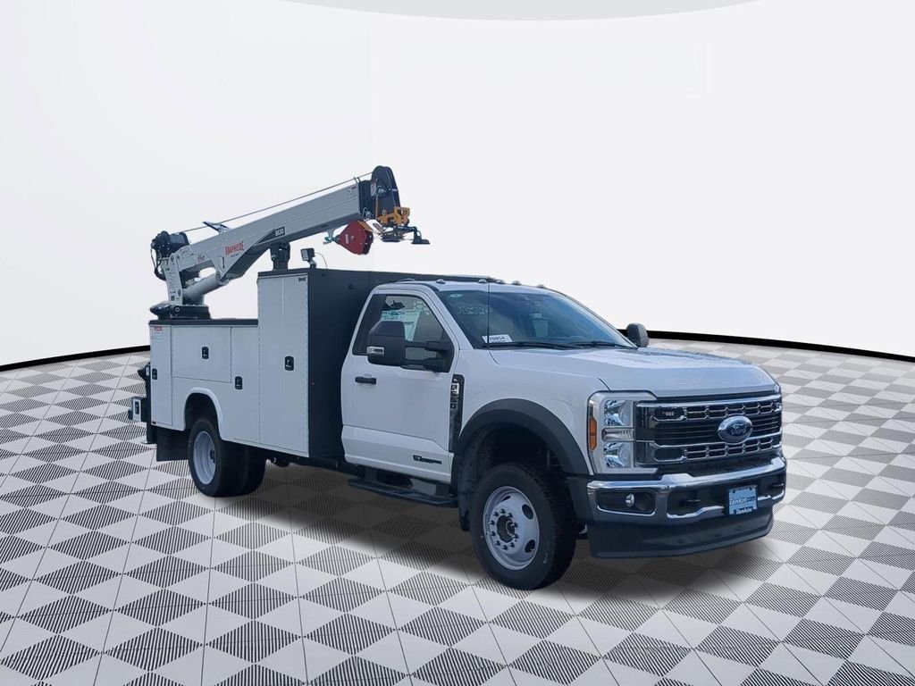 New 2024 Oxford White Ford F-550® XL image 43