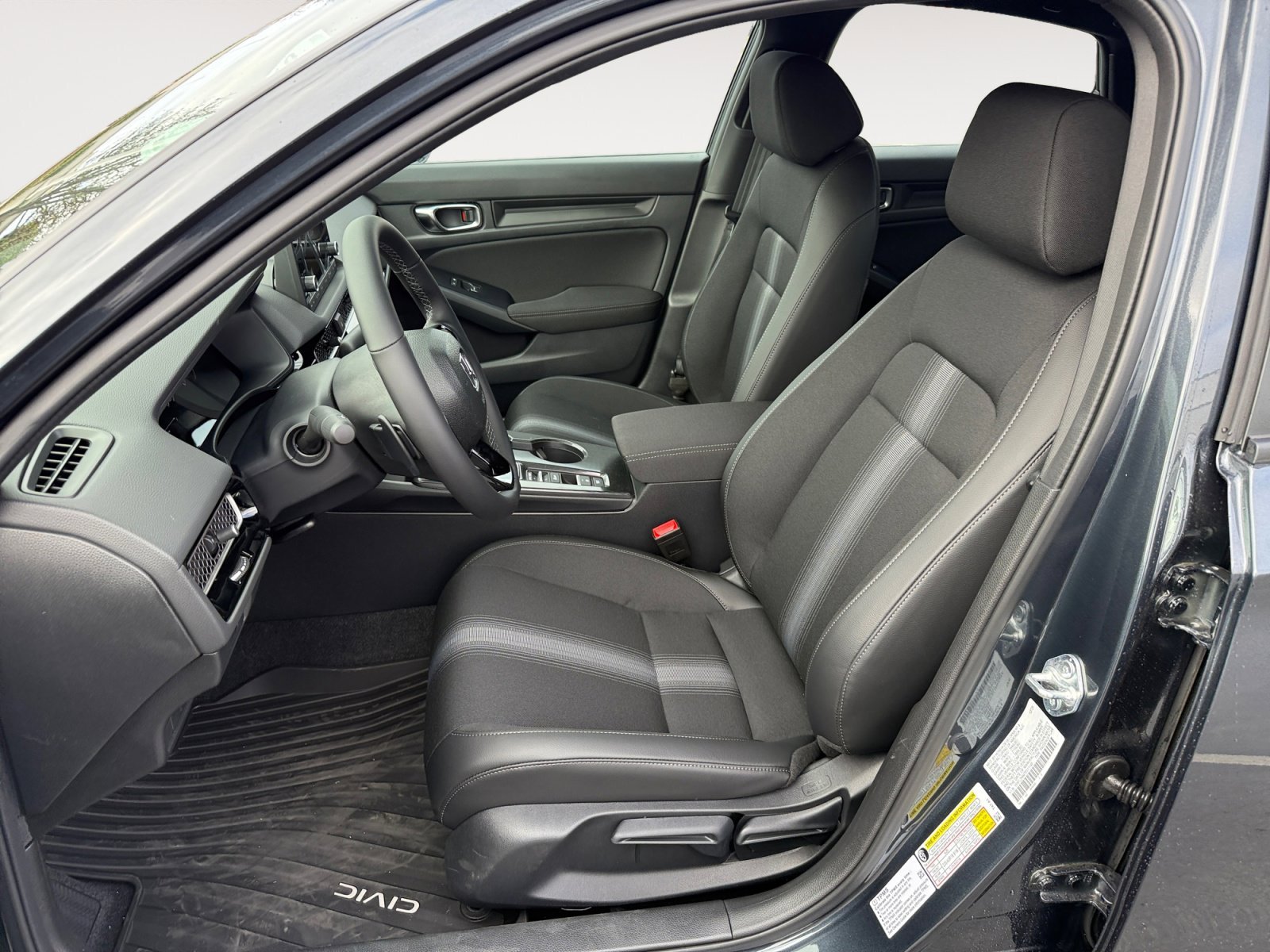 2026 Honda Civic Hatchback Sport - Photo 10