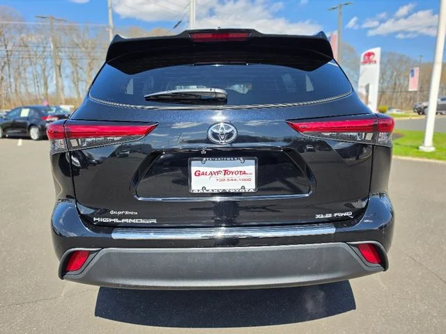 2023 Toyota Highlander XLE - Photo 6