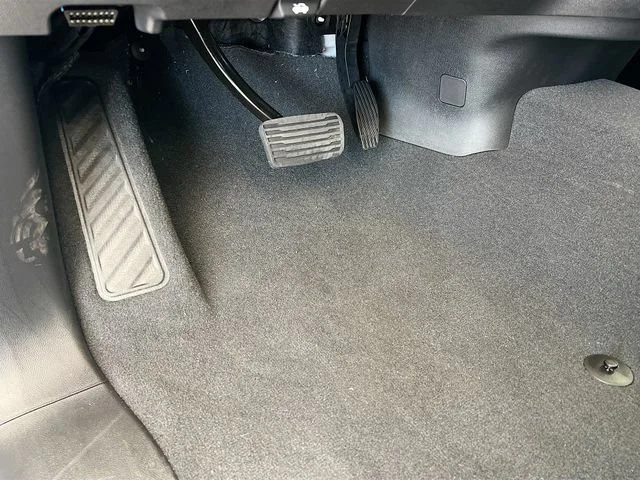 New 2026 Summit White GMC Elevation image 14