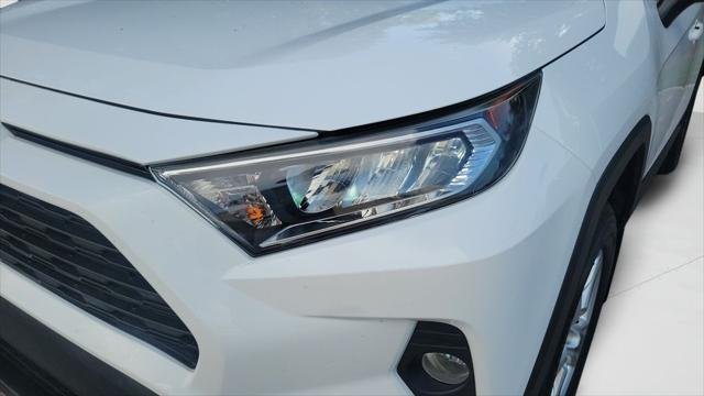 Certified Used 2020 ICE CAP Toyota  image 25