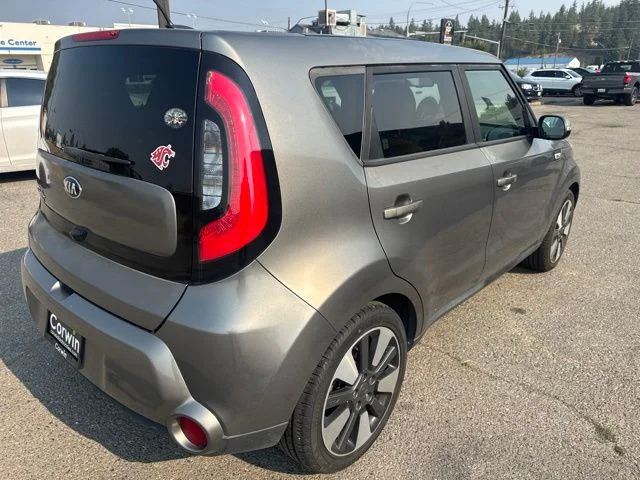 Used 2016 Titanium Gray Kia Exclaim image 8