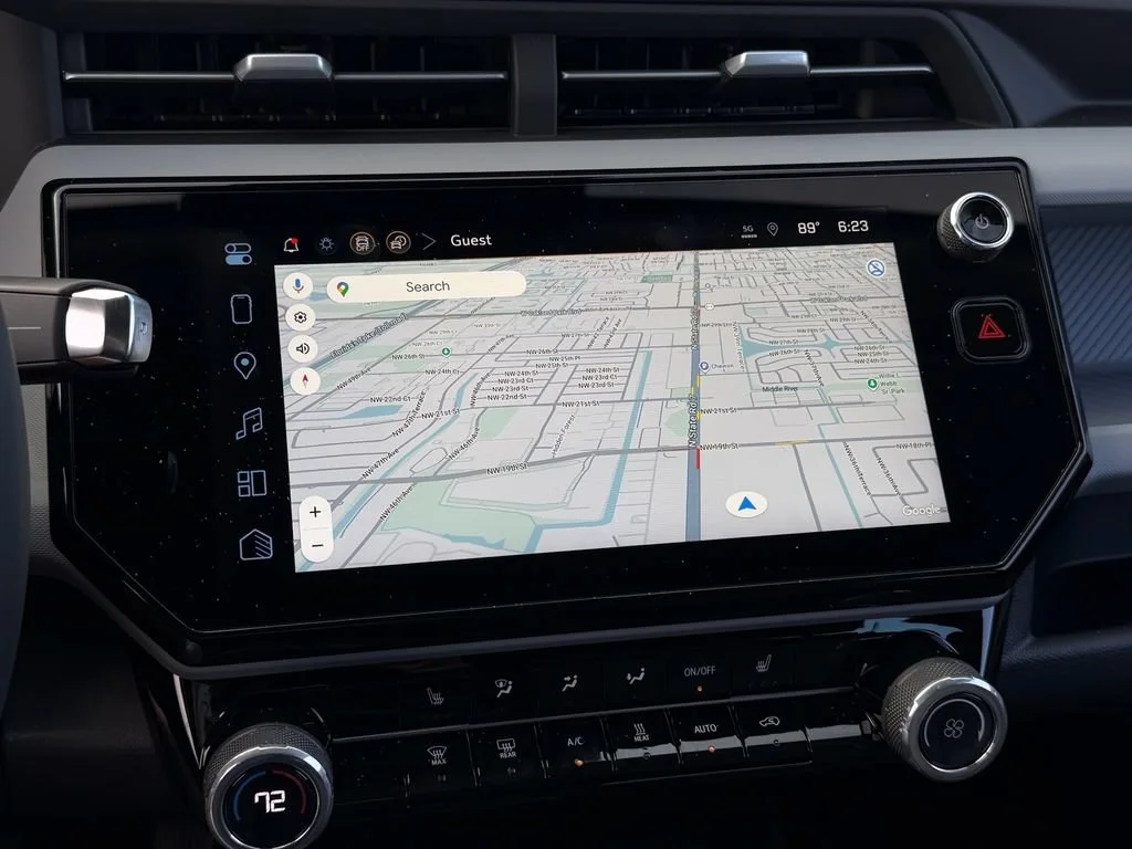 New 2027 Mosaic Black Metallic Chevrolet LT image 11