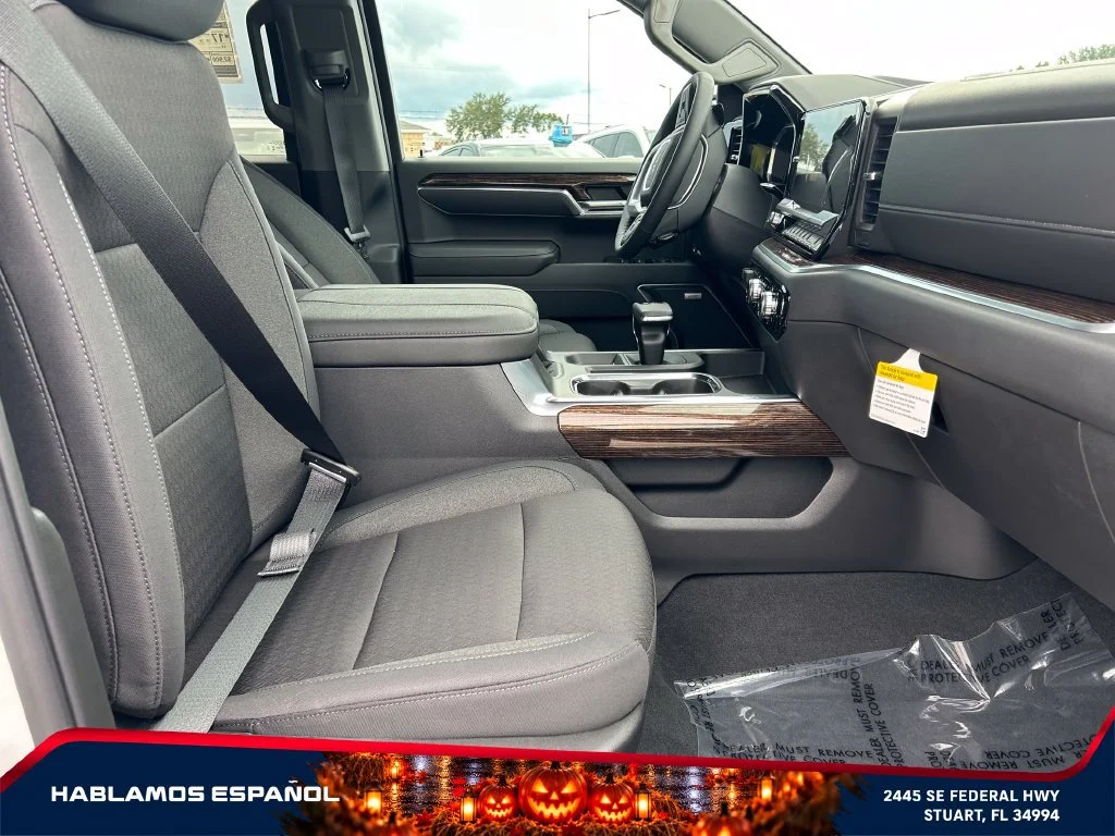 New 2026 Summit White GMC Elevation image 14