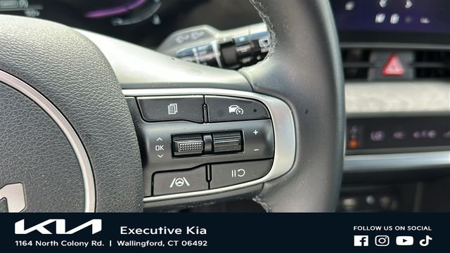 Used 2023 Black Kia X-Line image 13