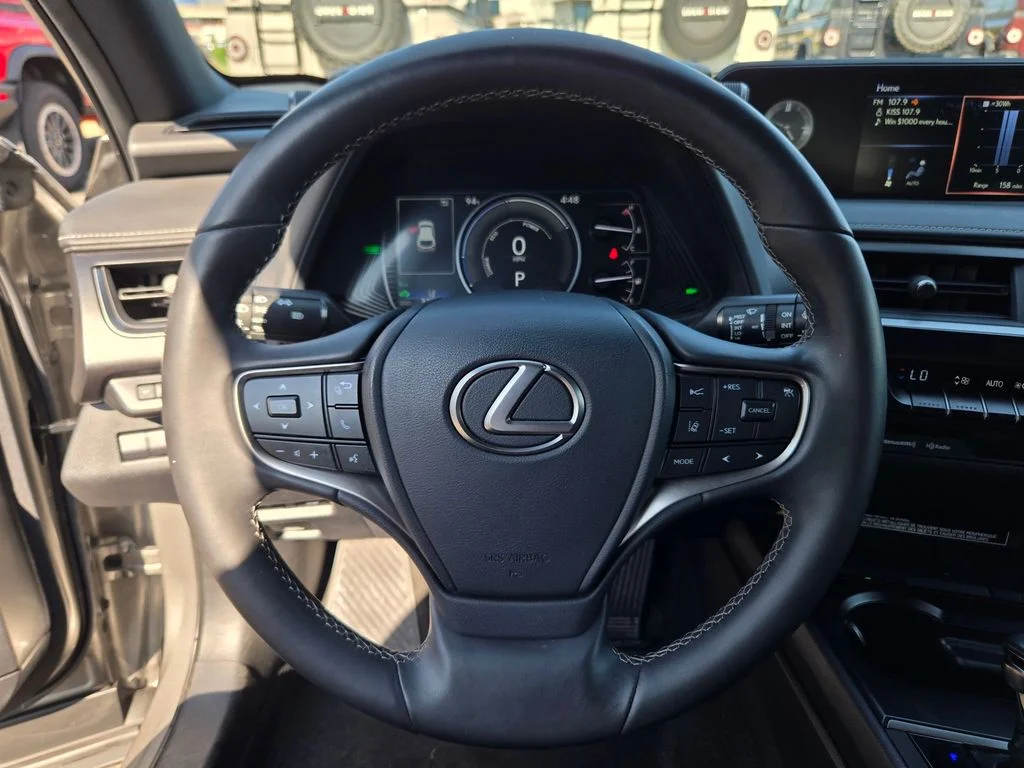 Used 2022 Silver Lexus 250h Base image 25