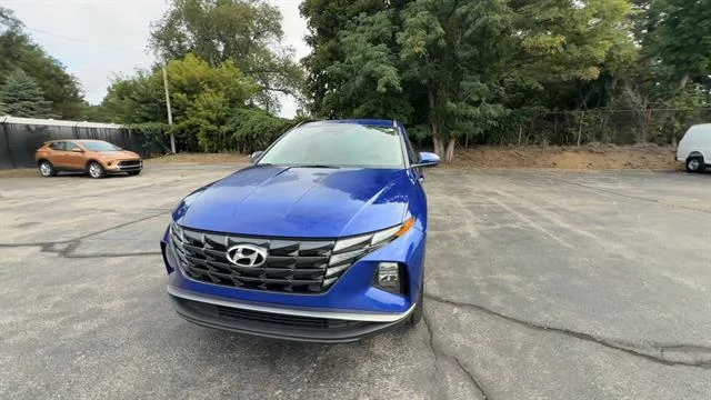 Used 2023 Blue Hyundai SEL image 3
