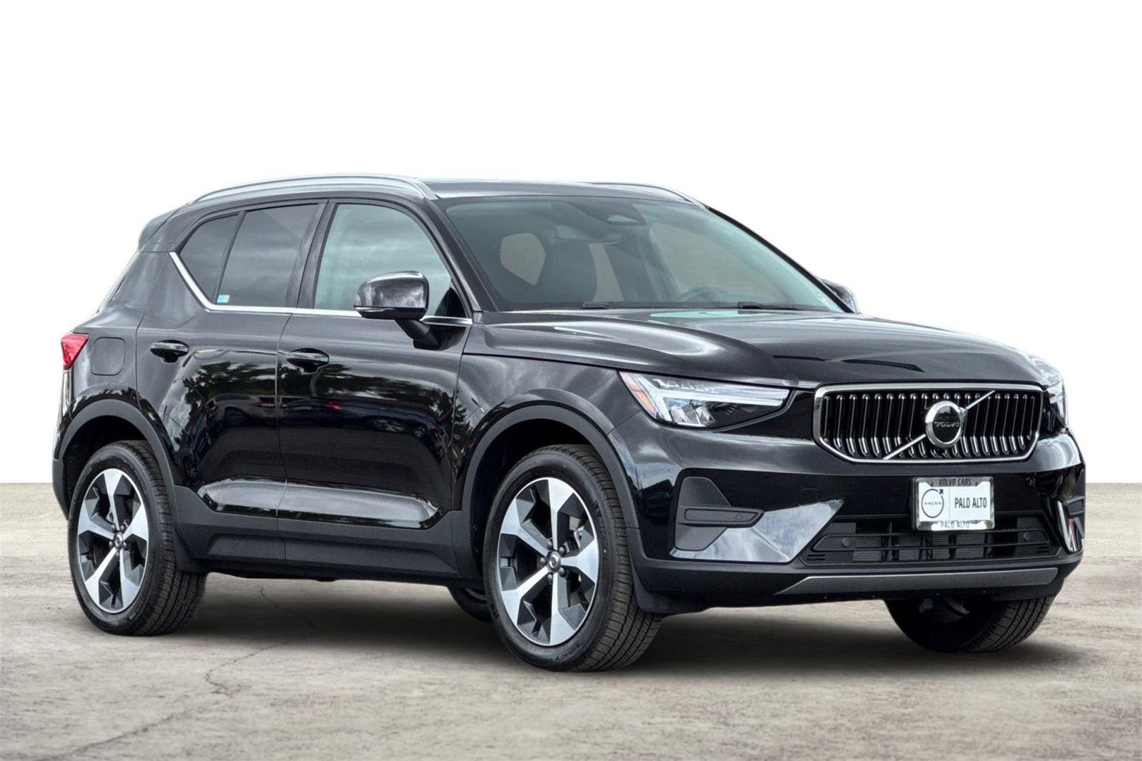 2025 Volvo XC40 Core - Photo 9