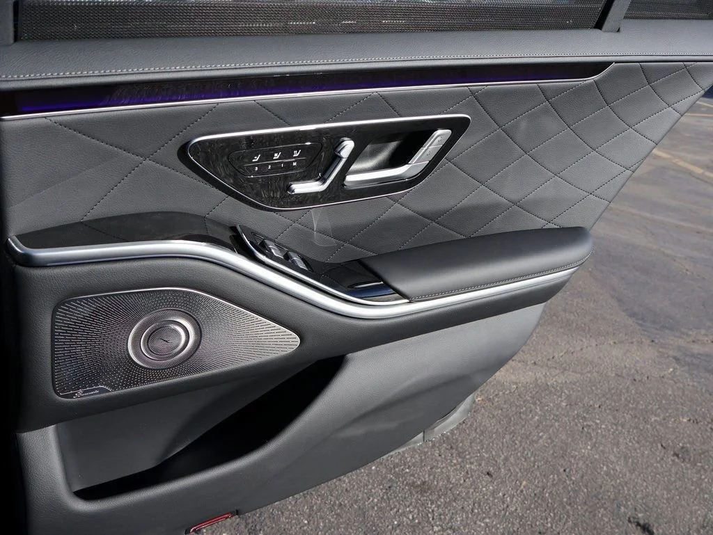 New 2026 Obsidian Black Metallic Mercedes-Benz S 580 image 56