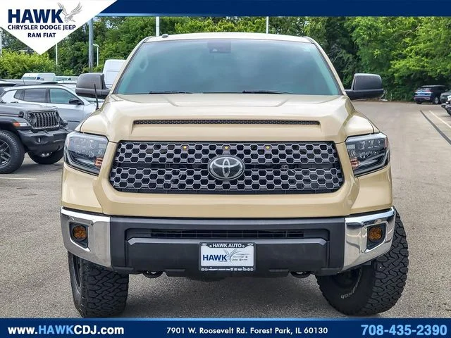 Used 2018  Toyota SR5 image 4