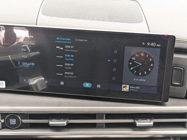 New 2027 Shimmering Silver Hyundai SE FWD image 56