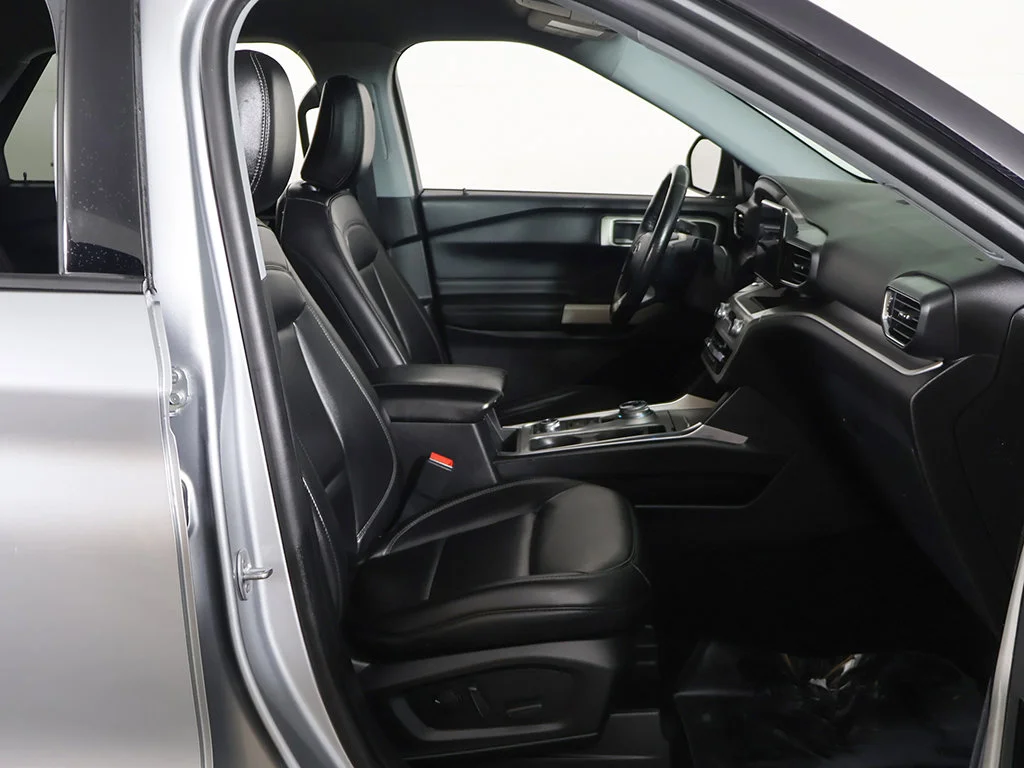 Used 2022 Silver Ford XLT image 26