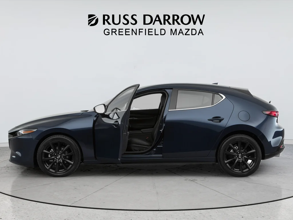Used 2021 Blue Mazda Preferred image 2