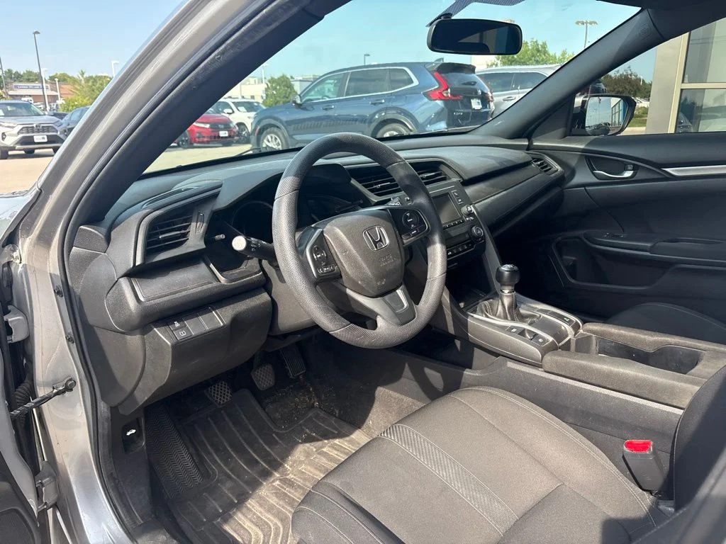 Used 2018 Silver Honda LX image 18
