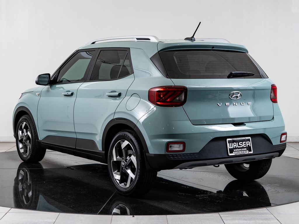 Used 2025 Mirage Green Hyundai SEL image 6