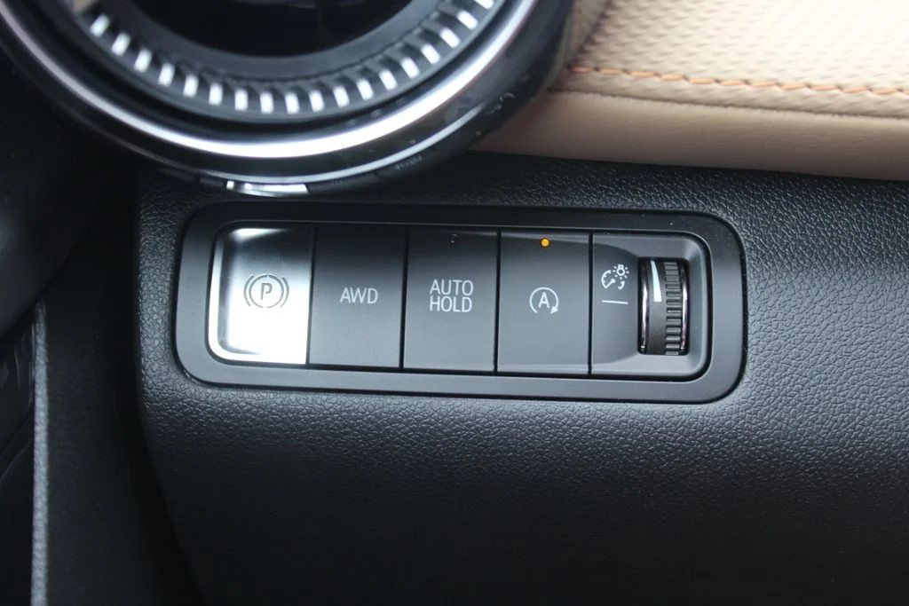 New 2026 Mosaic Black Metallic Chevrolet ACTIV image 21