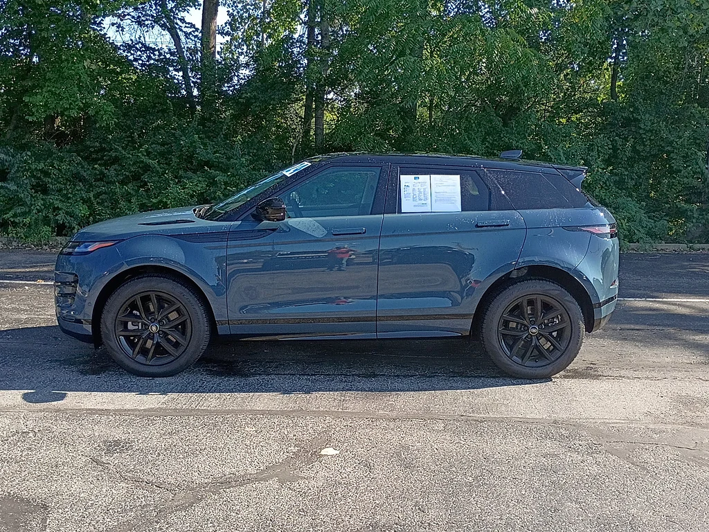 2024 Land Rover Range Rover Evoque P250 Dynamic SE, photo 6 of 12