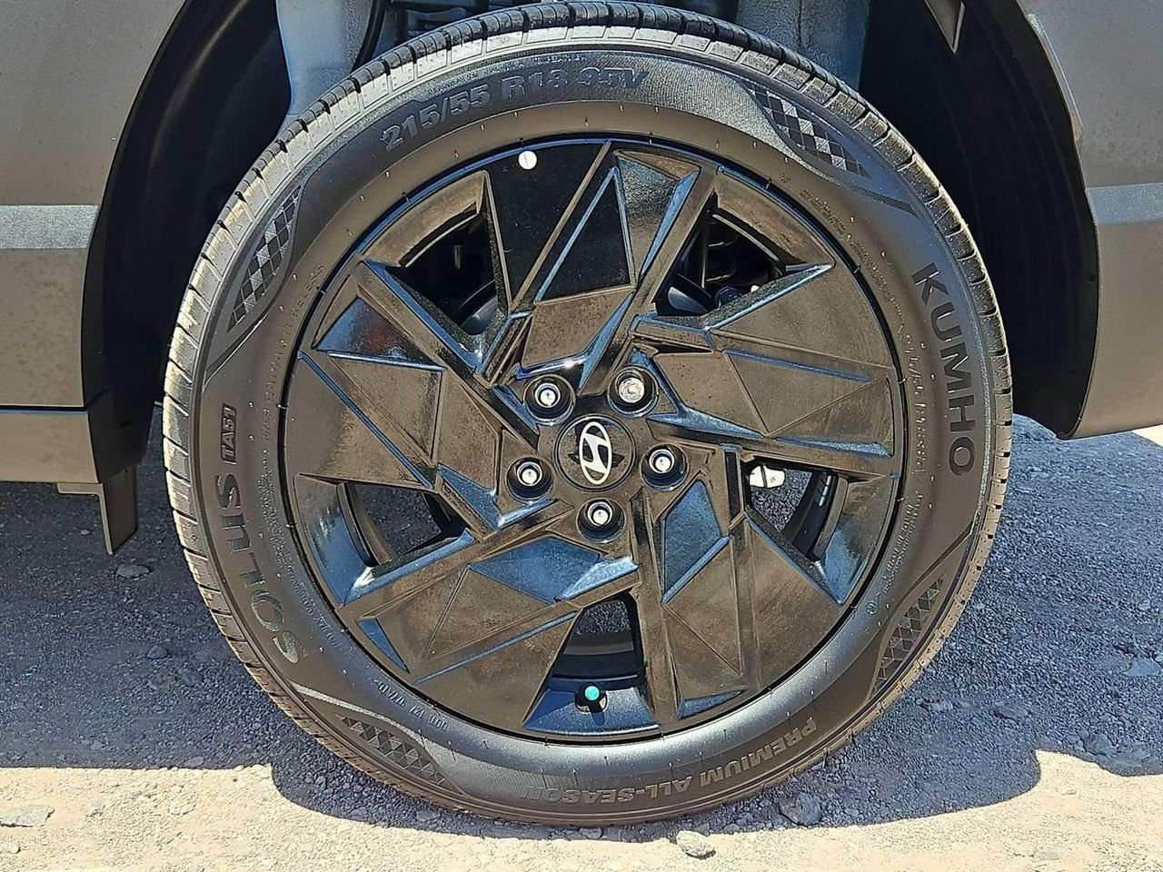 New 2026 Atlas White Hyundai SEL Sport AWD image 13