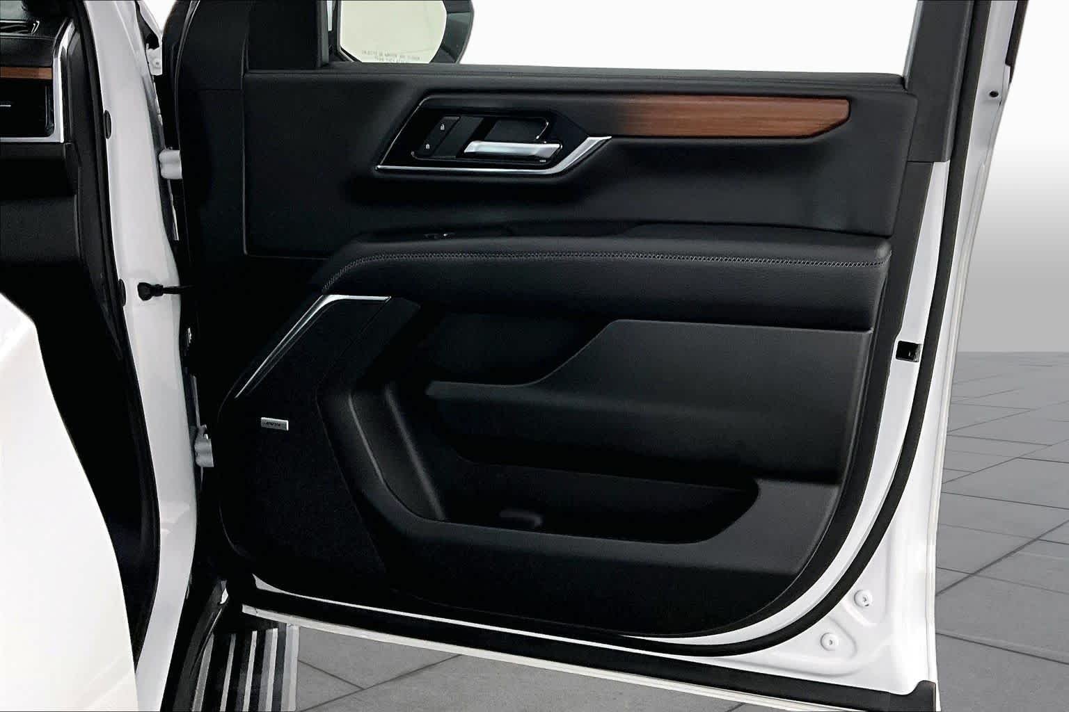2026 GMC Yukon XL Denali - Photo 21