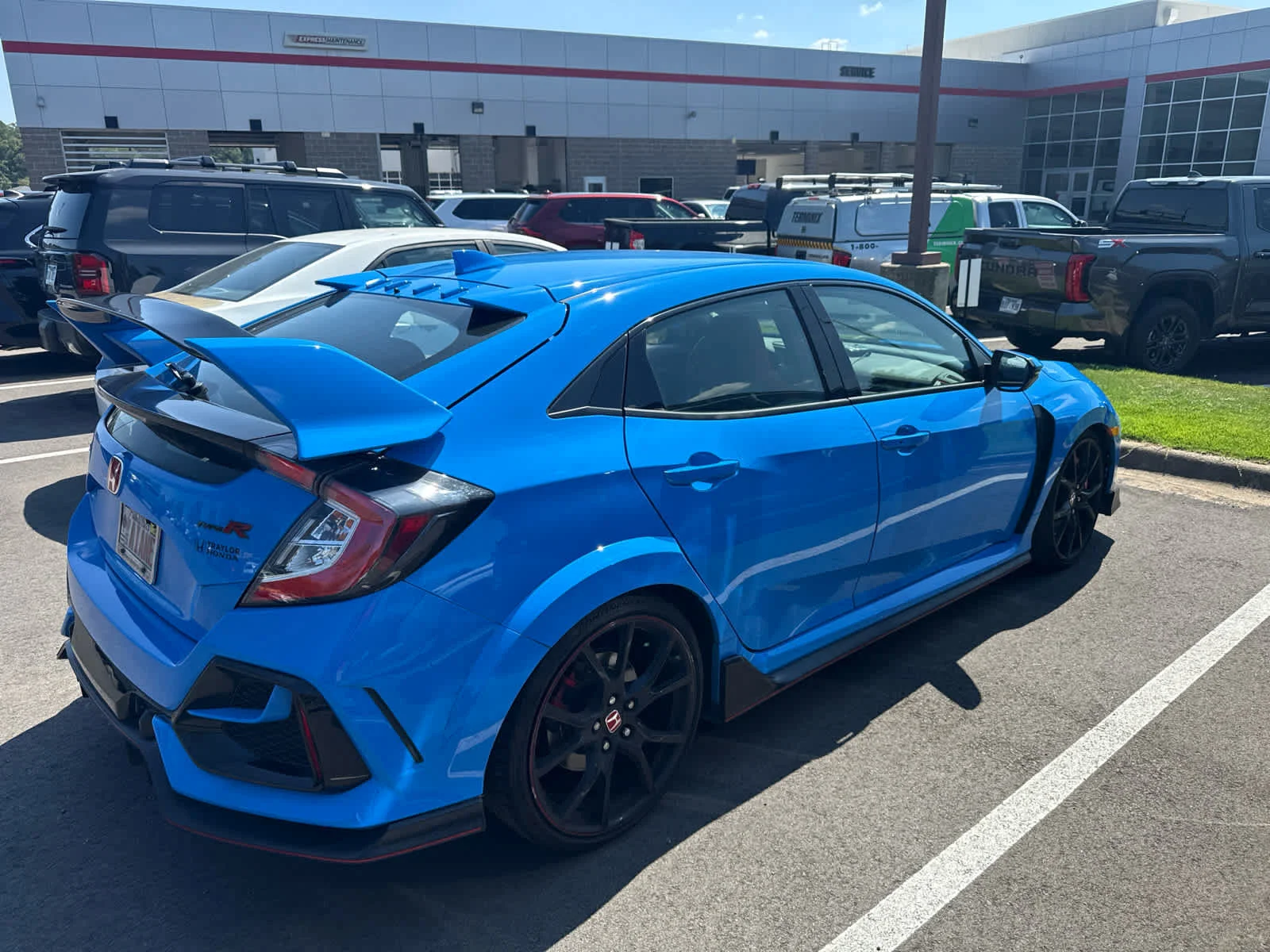 Used 2021 Boost Blue Pearl Honda Touring image 3