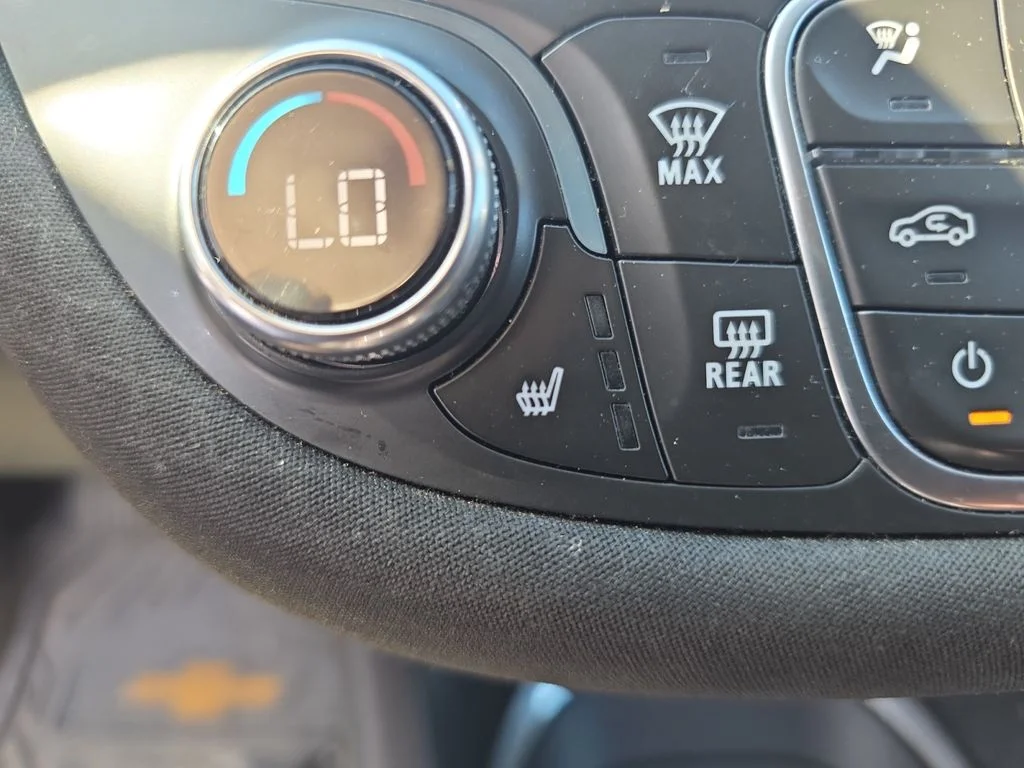 Used 2020 Gray Chevrolet LT image 19
