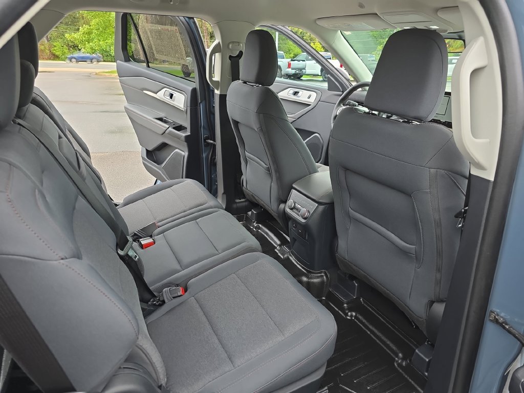 Used 2025 Blue Ford Active image 12