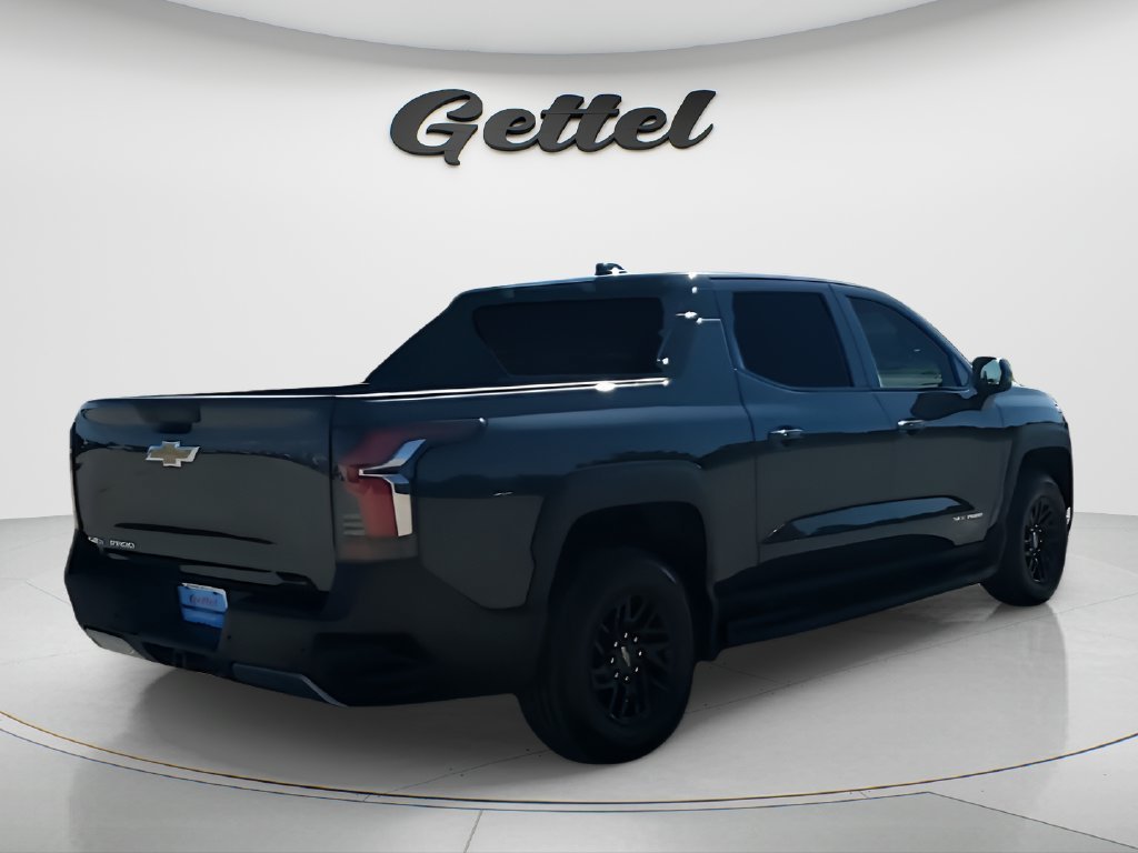 Used 2026 Blue Smoke Metallic Chevrolet LT - Standard Range image 5