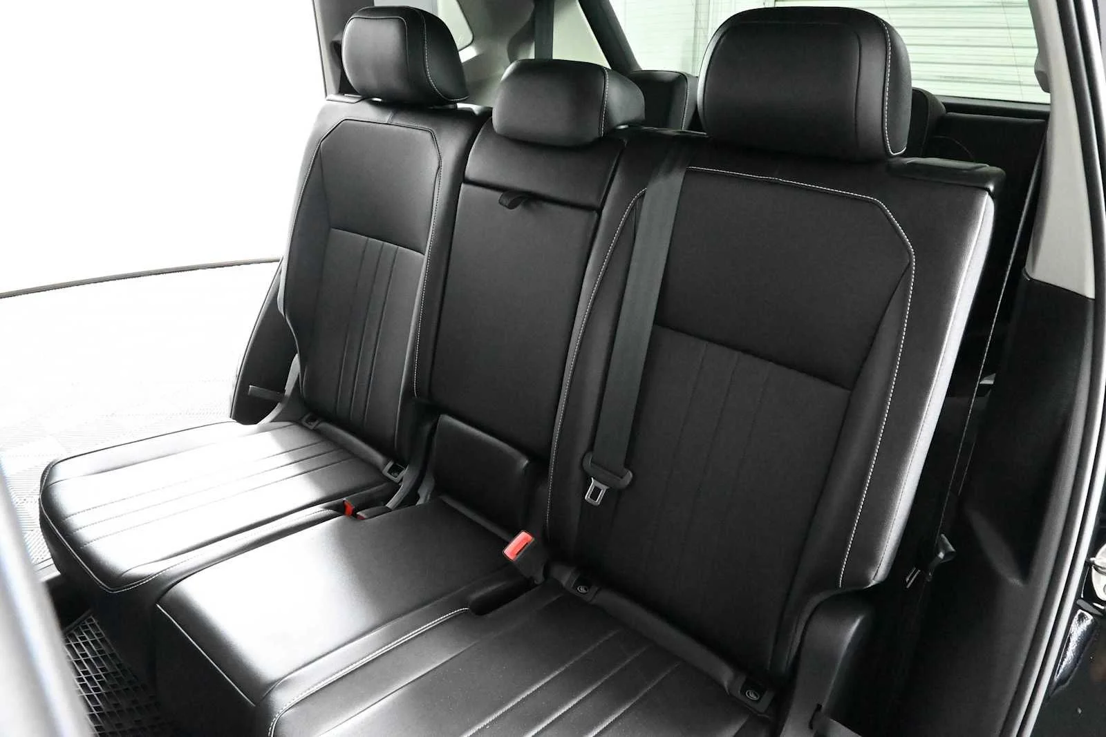 Certified Used 2023 Deep Black Pearl Volkswagen SE image 12