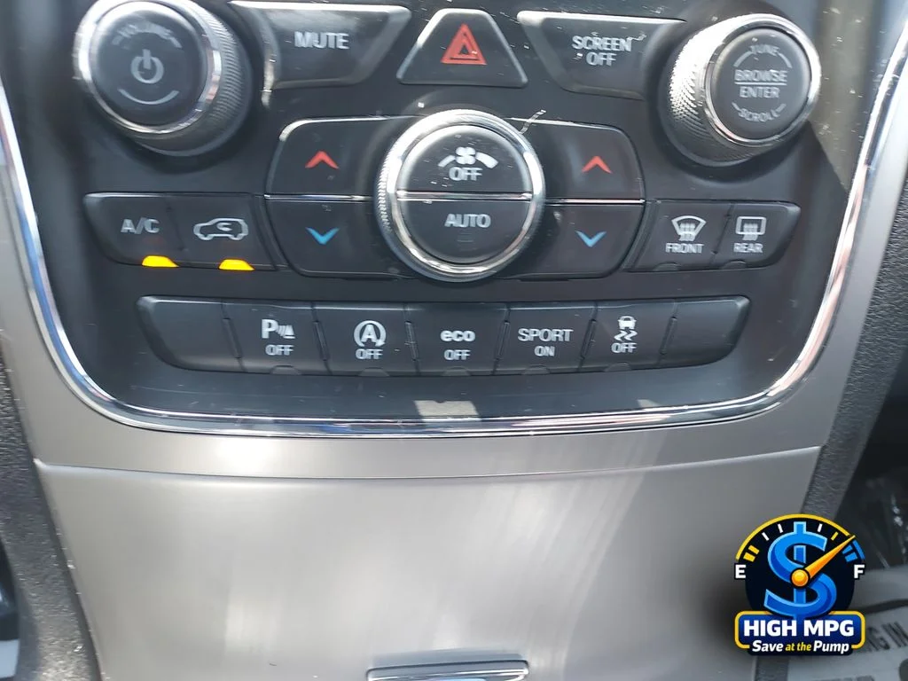 Used 2021 Black Jeep Laredo E image 19