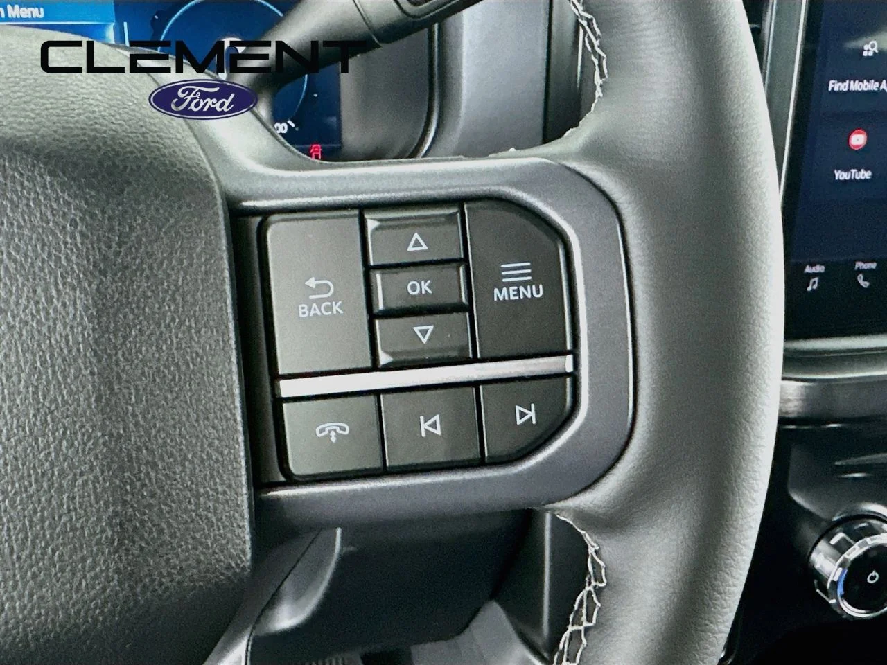 New 2026 Oxford White Ford F-350® Lariat® image 16