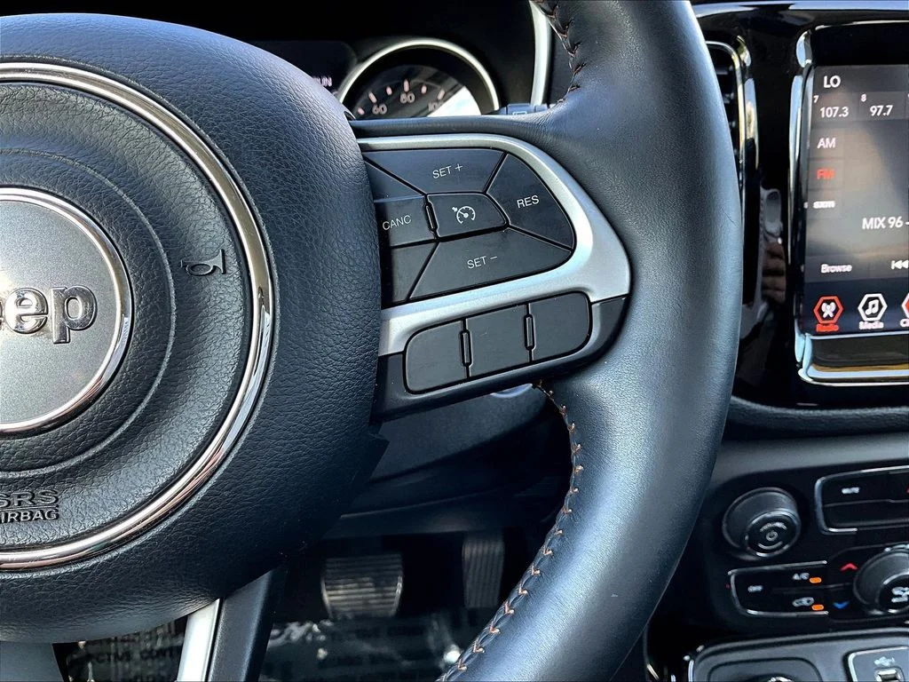Certified Used 2019 Silver Jeep Limited image 15