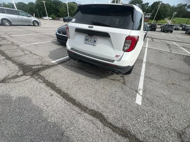 Used 2020 White Ford ST image 19
