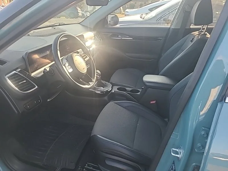 Used 2024 Blue Kia S image 13