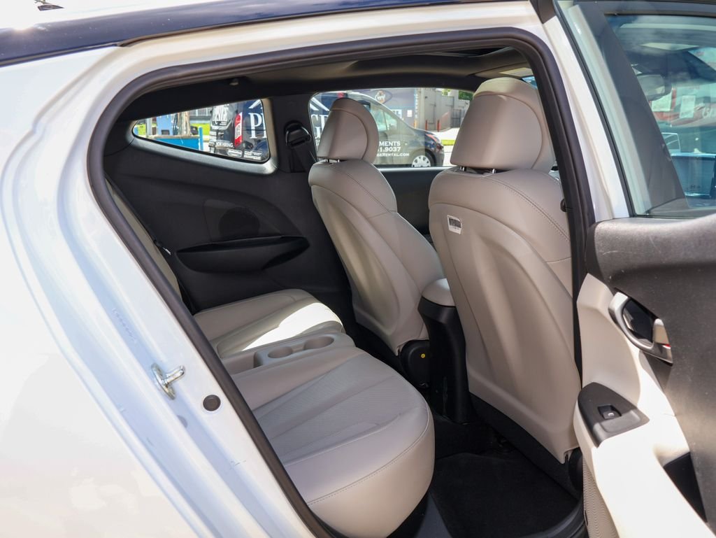 Used 2020 White Hyundai Turbo Ultimate image 31
