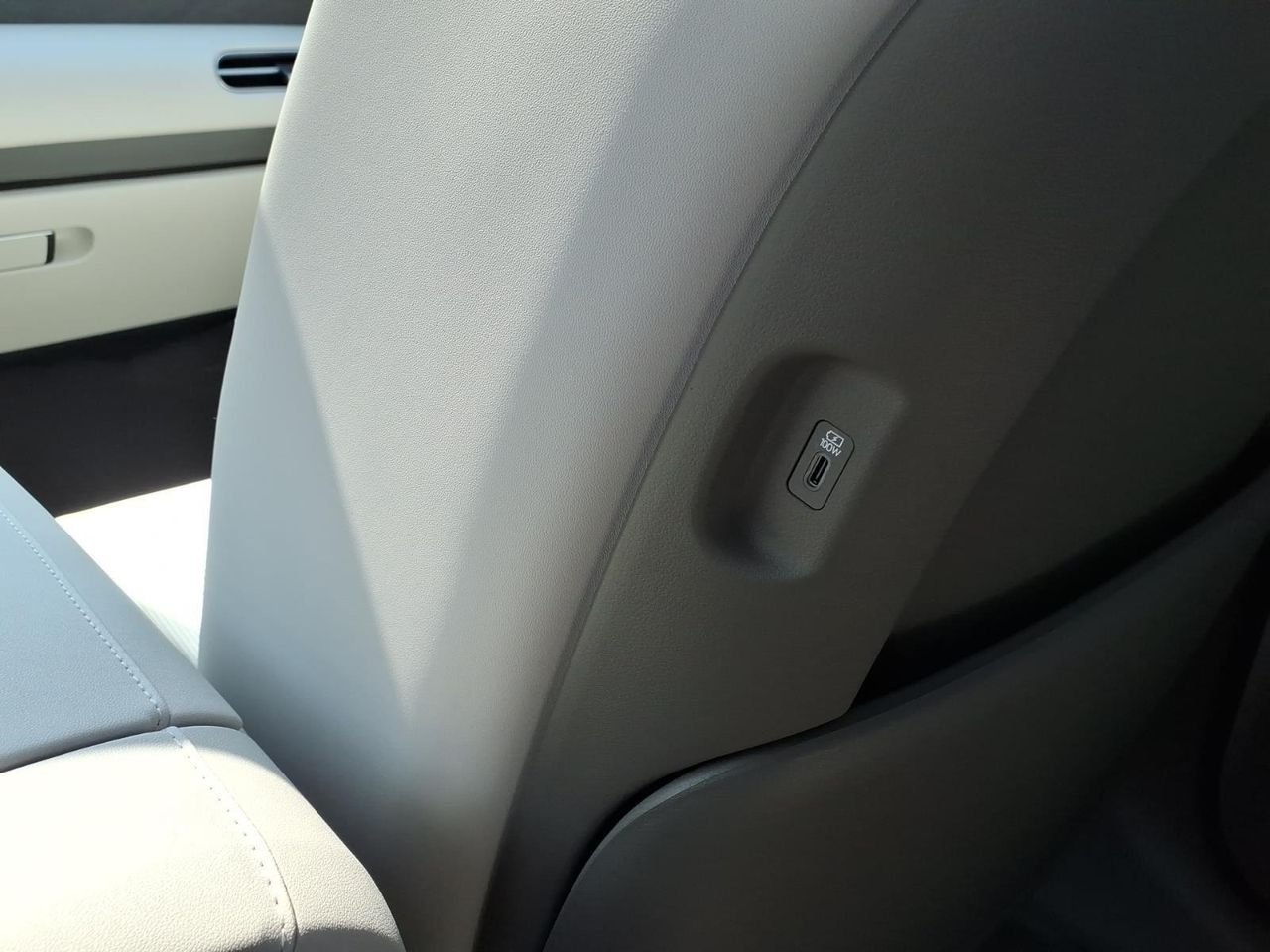 New 2026 Classy Blue Pearl Hyundai SEL Premium AWD image 20