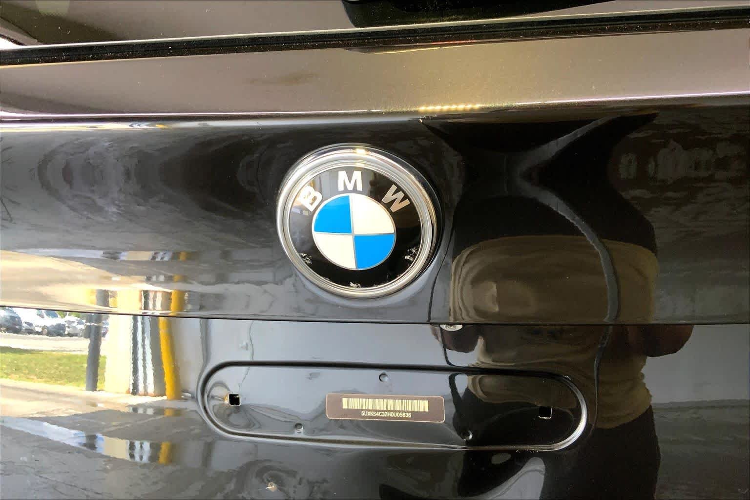 Used 2017 Alpine White BMW xDrive35d image 33