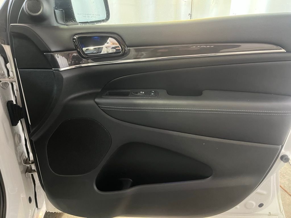 2019 Jeep Grand Cherokee Overland - Photo 11