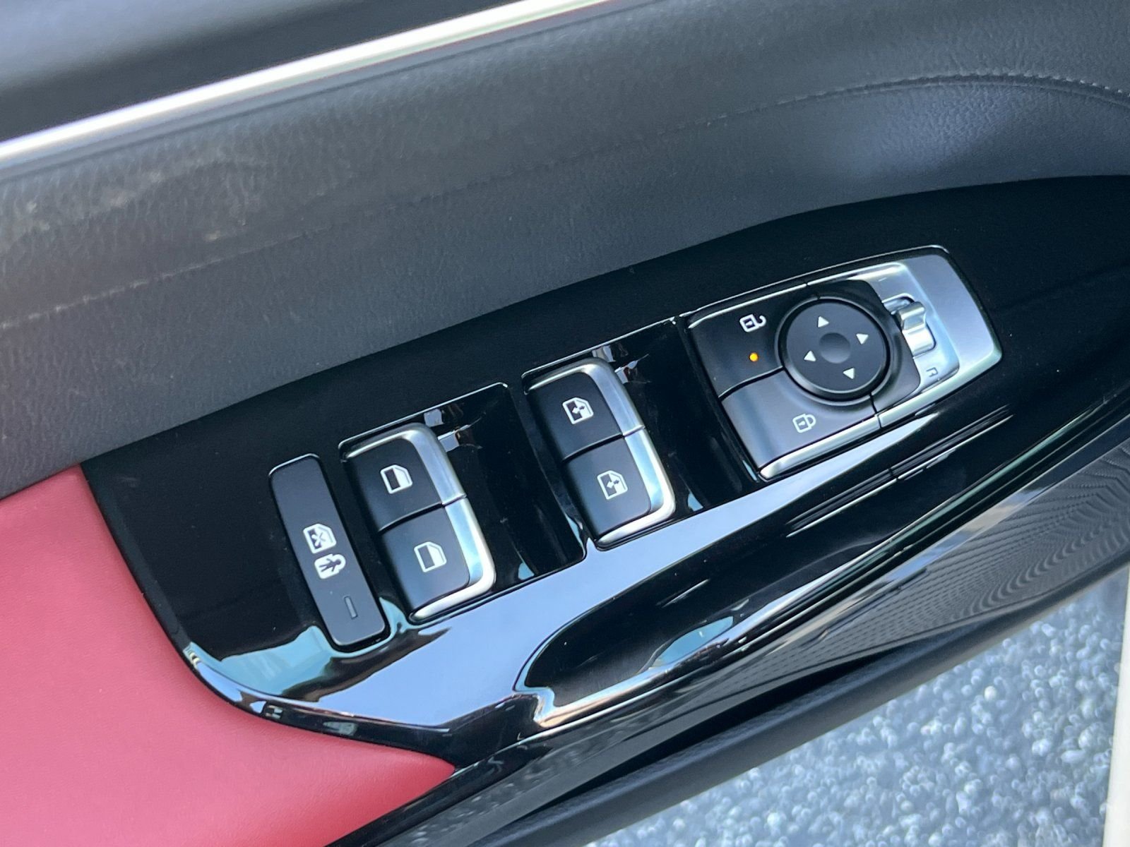 New 2026 Wolf Gray Kia GT-Line FWD image 11