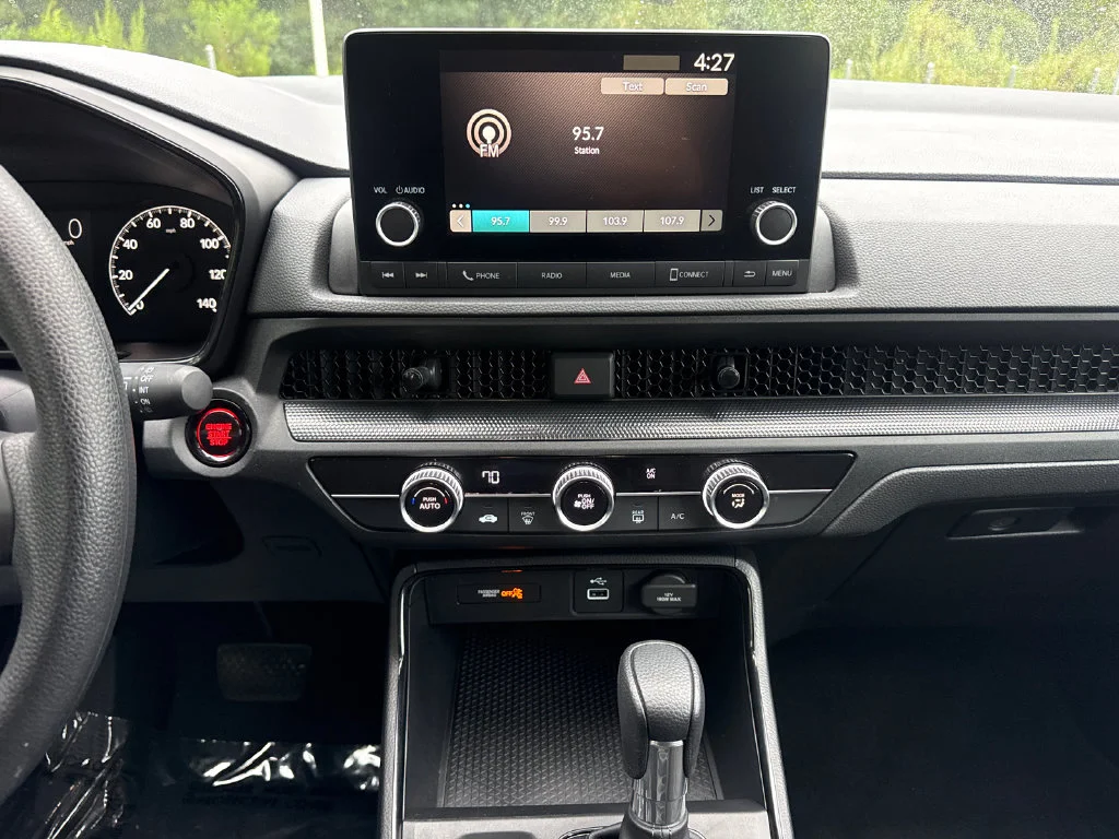 2025 Honda CR-V LX - Photo 19