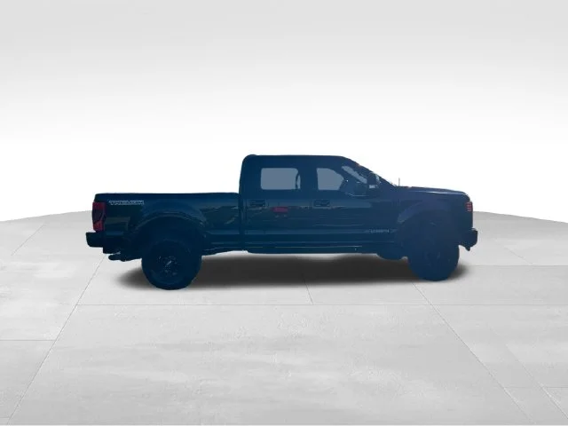 Used 2022  Ford  image 9