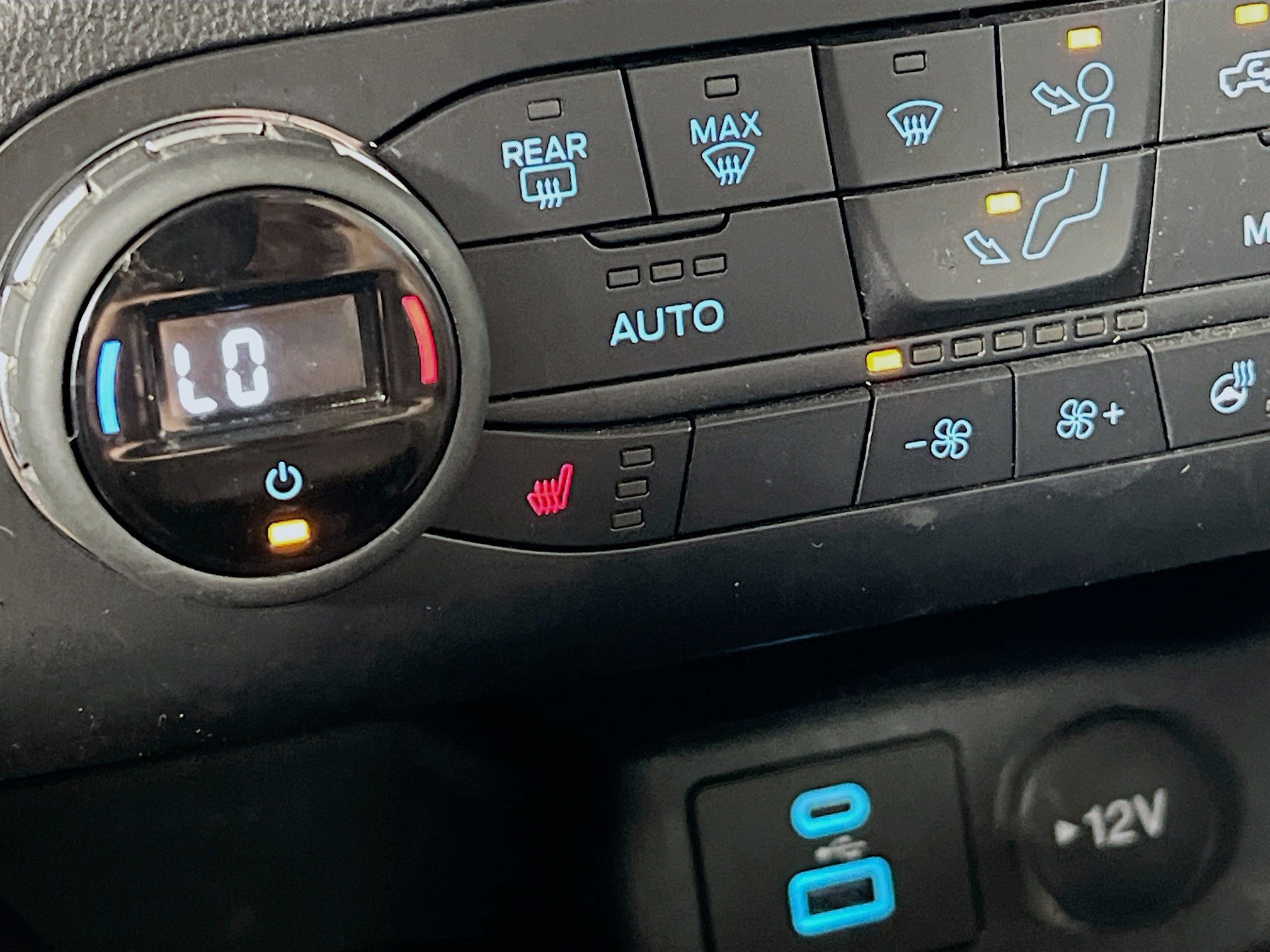 Used 2021 Blue Ford OUTER BANKS image 22