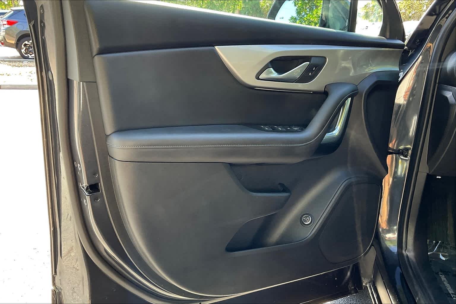 Used 2022 Iron Gray Metallic Chevrolet LT image 22