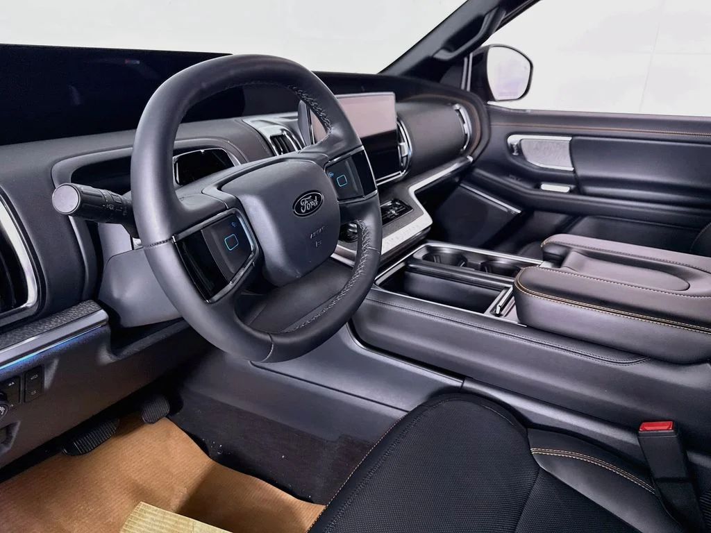 New 2026 Marsh Gray Ford Tremor® image 9