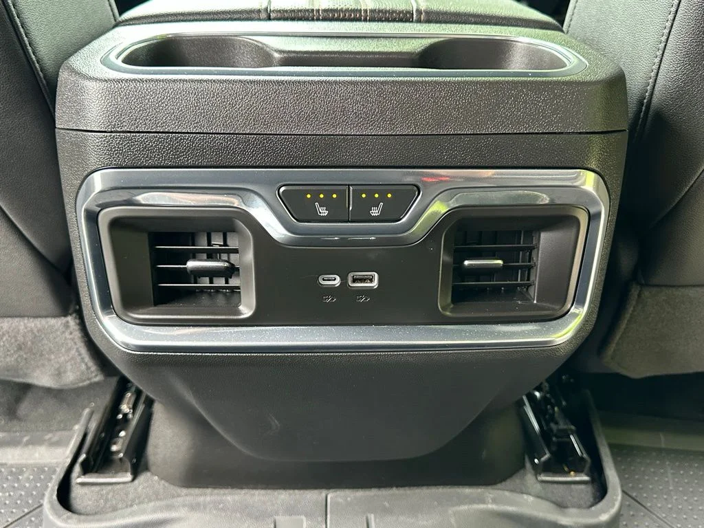 2024 Chevrolet Silverado 1500 High Country - Photo 18