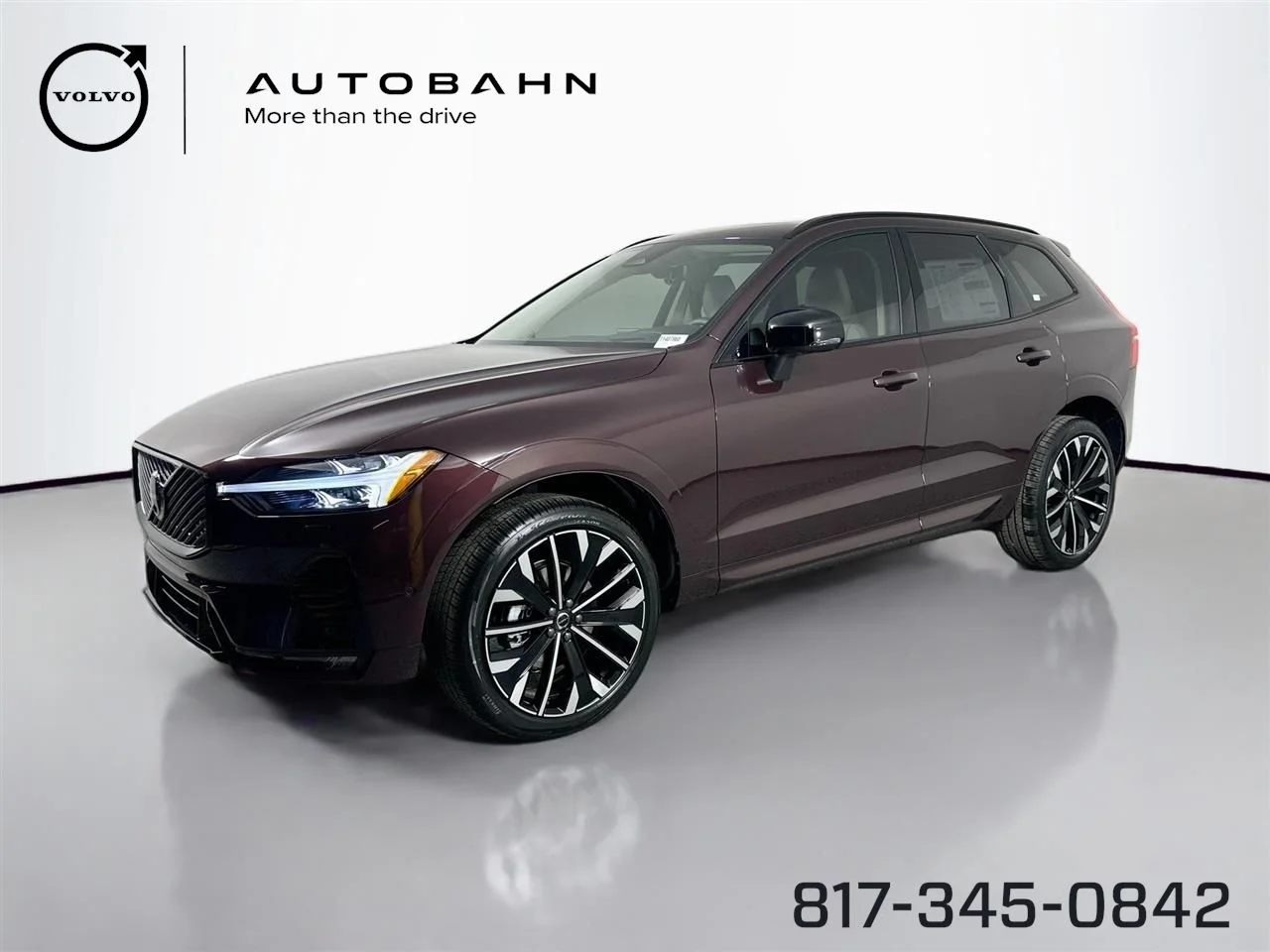 2026 Volvo XC60 B5 Ultra Dark AWD's photo