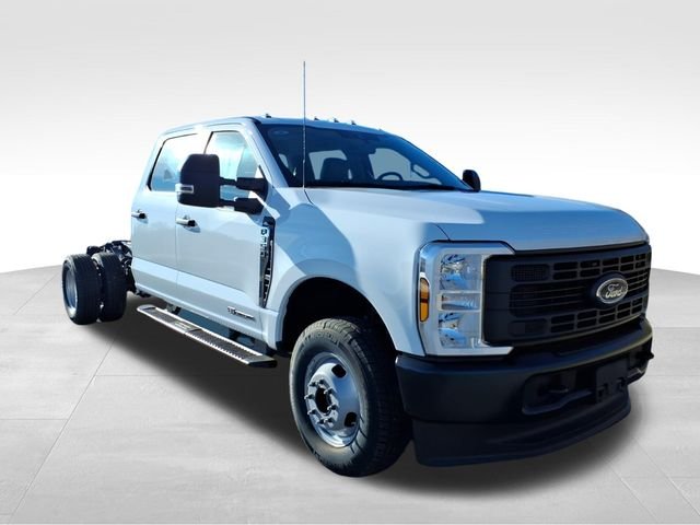 2026 Ford F-350 Super Duty Chassis Cab XL - Photo 12