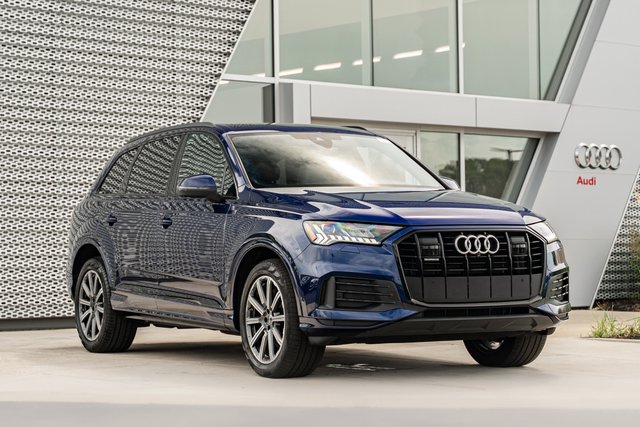 2024 Audi Q7 Premium Plus