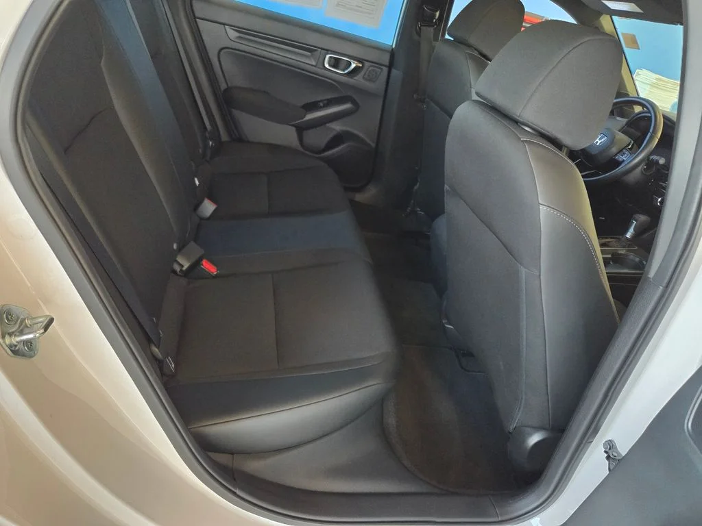 2025 Honda Civic Hatchback Sport - Photo 24